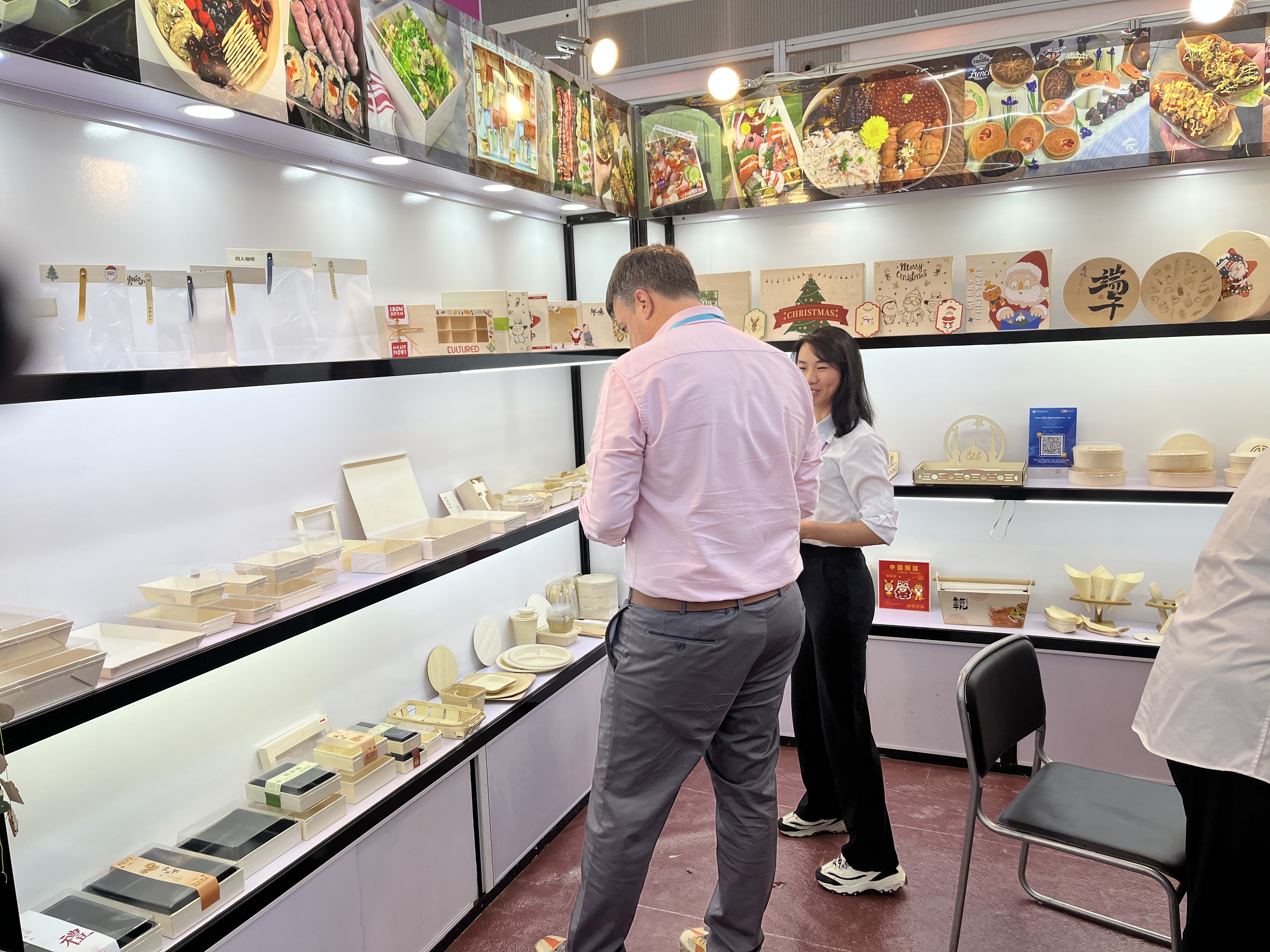 Environmental tableware - wood food packaging at the China Import and Export Commodities Fair show style